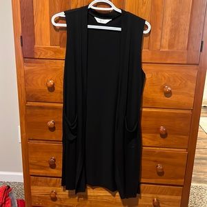 Black sleeveless sweater